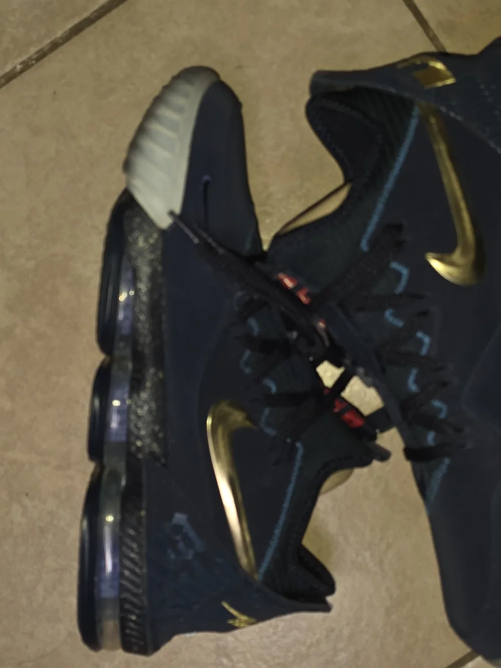 Nike LeBron 16 Low 'Agimat' Men's Basketball Shoes - Navy/Gold Sz 11